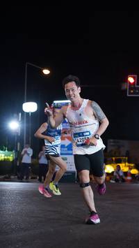 BIB: 425, 42058
                            <button type="button" onclick="openModal(23005636)" class="btn btn-primary btn-sm float-right btn-popup" data-toggle="modal" data-target=".modal-high-quality">
                        <i class="fas fa-shopping-cart"></i> Add to Cart
                    </button>
                                            <button type="button" onclick="isThisMe(23005636, true)" class="btn btn-success btn-sm float-right btn-popup btn-isme hidden" data-toggle="tooltip" data-placement="bottom" title="นี่คือรูปของคุณใช่ไหม คลิกที่นี่เพื่อเอาเข้าอัลบั้ม">
                        <i class="fas fa-plus"></i> Add to album
                    </button>
                    <button type="button" onclick="isThisMe(23005636, false)" class="btn btn-warning btn-sm float-right btn-popup btn-isnotme hidden">
                        <i class="fas fa-ban"></i> Remove from album
                    </button>